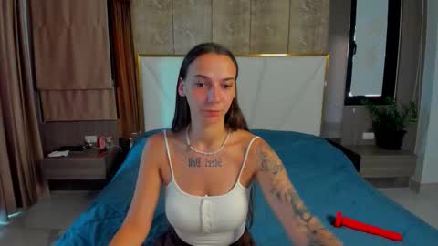 Snapshot of gravitation777 chatting on March 2026 01:55:01 AM Anna online show from March 2026 01:55:01 AM