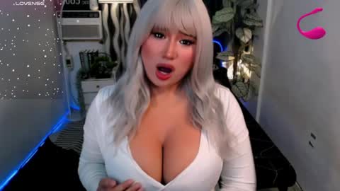 PAULATHEONE online show from April 2026 12:04:01 PM