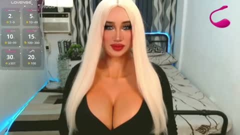 PAULATHEONE online show from June 2026 09:27:02 PM