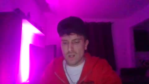 Snapshot of greatgoetze chatting on November 2025 01:05:01 AM greatgoetze online show from November 2025 01:05:01 AM