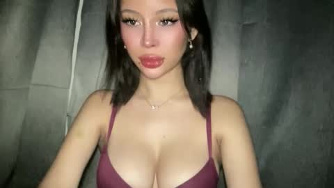 Snapshot of greatpretenderxxx chatting on December 2025 06:12:02 PM Marie Pelie online show from December 2025 06:12:02 PM