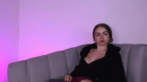 Snapshot of grecia_rouse chatting on February 2025 10:37:02 AM GRECIA online show from February 2025 10:37:02 AM