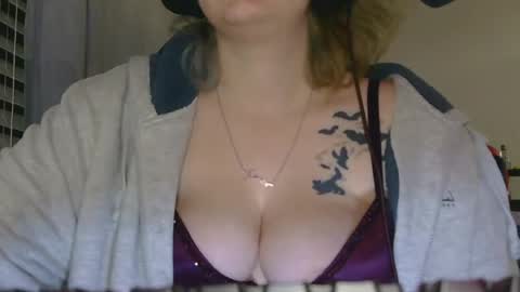 Snapshot of greektragedy69 chatting on June 2026 01:58:01 AM GreekTragedy online show from June 2026 01:58:01 AM