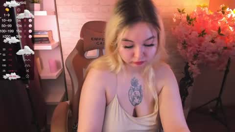 Lina 3 online show from May 2026 01:16:02 PM
