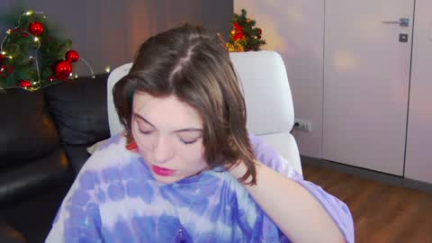 Snapshot of greenelfapril chatting on January 2025 07:27:02 AM April online show from January 2025 07:27:02 AM