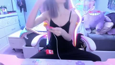 GreenEyedLovexo online show from December 2024 02:33:01 PM