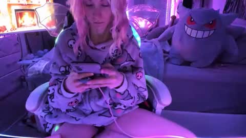 Snapshot of greeneyedlovexo chatting on February 2026 06:54:01 AM GreenEyedLovexo online show from February 2026 06:54:01 AM