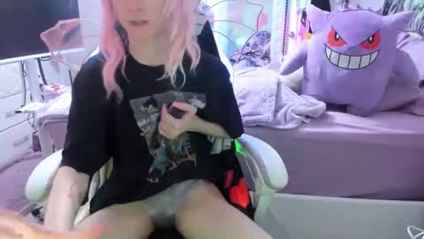 Snapshot of greeneyedlovexo chatting on February 2026 09:02:01 PM GreenEyedLovexo online show from February 2026 09:02:01 PM