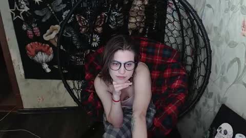 Lina online show from February 2026 12:16:01 PM