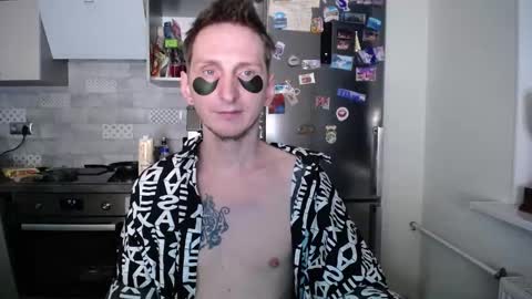 greg_photog online show from October 2025 03:16:02 AM