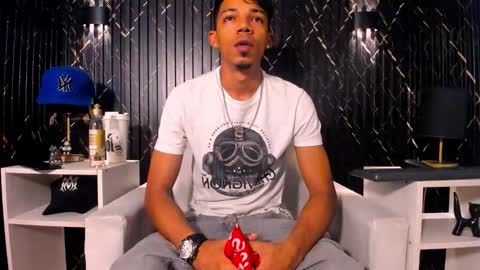 Snapshot of gregory_sforza chatting on October 2025 12:27:01 PM GregorySforza online show from October 2025 12:27:01 PM