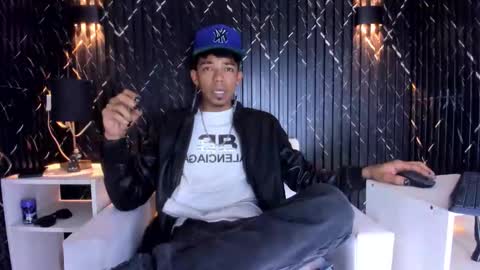 Snapshot of gregory_sforza chatting on November 2025 11:44:01 AM GregorySforza online show from November 2025 11:44:01 AM