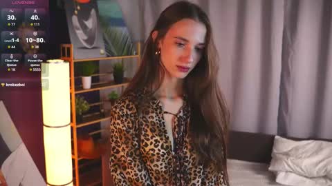 Ivy online show from November 2025 03:23:01 AM