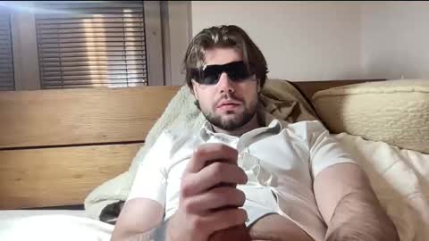 grejto0 online show from February 2026 03:32:02 AM