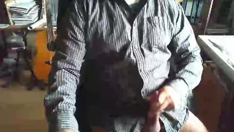 Snapshot of greyhounddog chatting on October 2025 09:52:01 AM greyhounddog online show from October 2025 09:52:01 AM