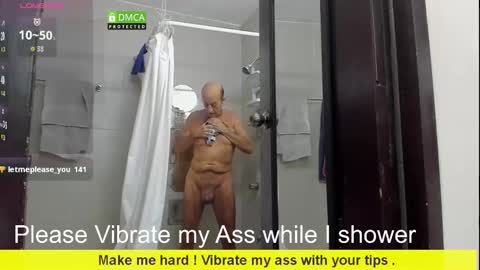 Grey.  If viewing your cam I am more likely to stay if you show your face. online show from October 2025 08:01:01 AM