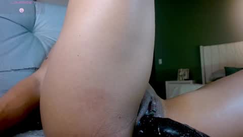 Snapshot of greyslopez chatting on January 2025 02:14:02 AM Greyslopez online show from January 2025 02:14:02 AM