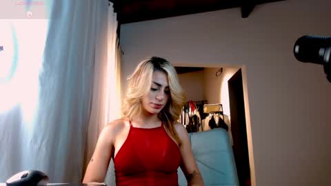 Snapshot of greyslopez chatting on January 2025 12:28:02 AM Greyslopez online show from January 2025 12:28:02 AM