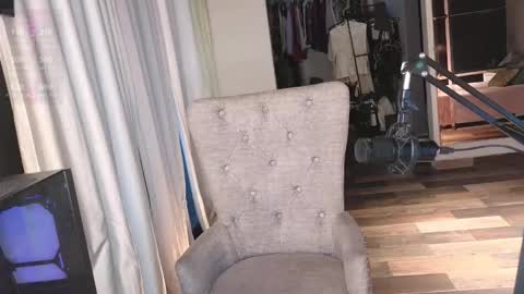 Snapshot of greyslopez chatting on October 2025 08:38:01 PM Greyslopez online show from October 2025 08:38:01 PM