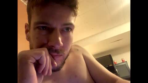 Snapshot of greyvan96 chatting on December 2025 10:32:02 AM Perfectlyaveragesavage online show from December 2025 10:32:02 AM