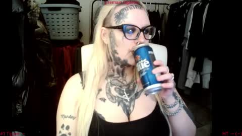 Snapshot of grindhouseho chatting on April 2026 03:39:01 AM Grindhouse online show from April 2026 03:39:01 AM