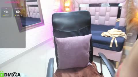 Snapshot of griselle_rousse chatting on December 2025 07:55:01 PM online show from December 2025 07:55:01 PM