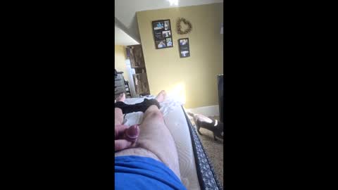 grizzely1975 online show from September 2025 03:57:01 PM