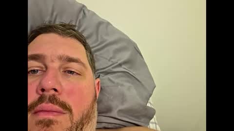 Snapshot of grizzly_uncut chatting on November 2025 04:35:02 AM grizzly_uncut online show from November 2025 04:35:02 AM