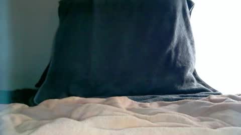 Charlie online show from November 2025 03:01:01 AM