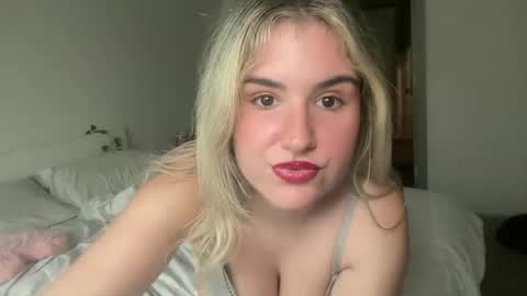 Snapshot of grrlgod chatting on February 2025 07:23:02 PM grrlgod online show from February 2025 07:23:02 PM