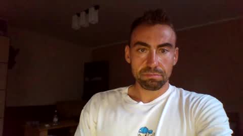 grunner12 online show from August 2026 06:33:02 PM