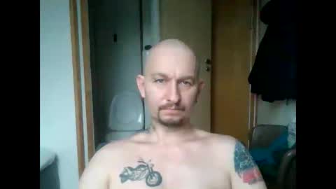 grzegorz40 online show from March 2025 03:48:01 PM