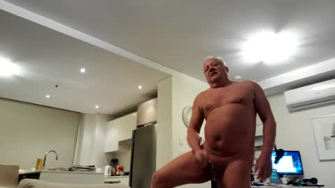 Snapshot of gstring_aussie_phil chatting on June 2026 08:37:02 PM gstring_aussie_phil online show from June 2026 08:37:02 PM