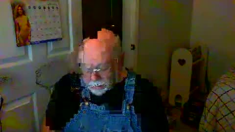 Snapshot of gtnolder60 chatting on January 2025 01:00:01 AM Gary online show from January 2025 01:00:01 AM