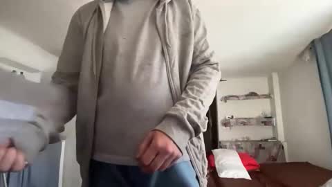 guardiannif_ online show from February 2026 09:06:02 AM