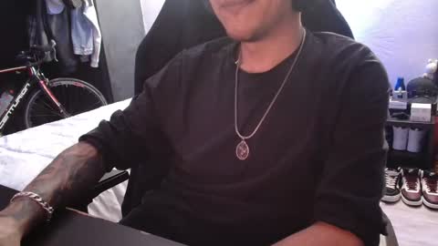 Guayaco  online show from February 2025 06:41:01 PM