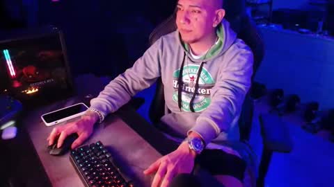 Guayaco  online show from March 2026 12:42:02 PM