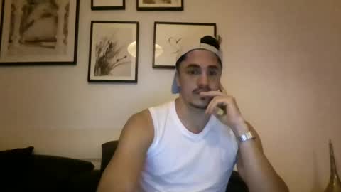 Snapshot of guerillatequilla chatting on December 2024 06:49:01 PM guerillatequilla online show from December 2024 06:49:01 PM