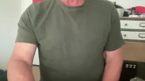 Snapshot of guesswhatigot2 chatting on January 2025 03:46:01 AM guesswhatigot2 online show from January 2025 03:46:01 AM