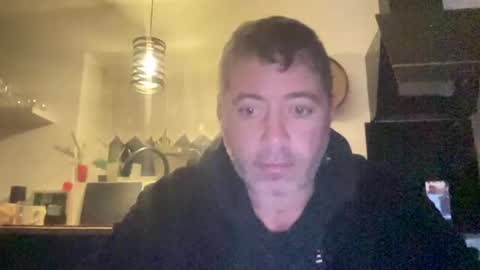 guil0 online show from October 2025 07:10:02 AM