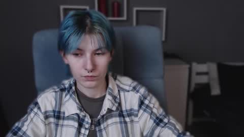 Snapshot of guitarandangell chatting on October 2025 03:36:02 AM guitarandangell online show from October 2025 03:36:02 AM