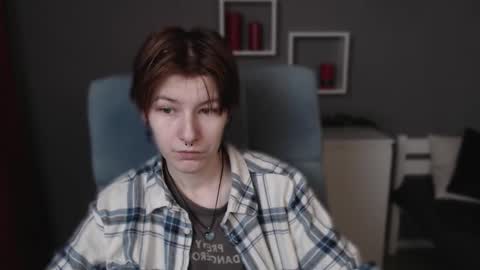 Snapshot of guitarandangell chatting on November 2025 08:06:02 AM guitarandangell online show from November 2025 08:06:02 AM