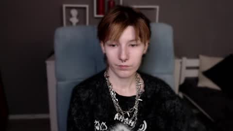 guitarandangell online show from March 2026 02:04:02 AM