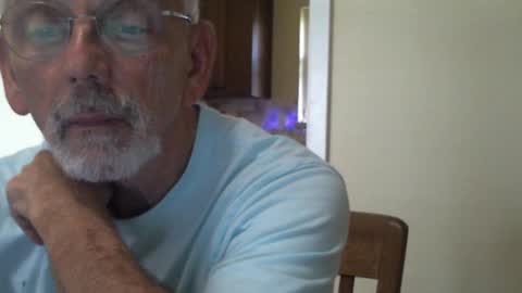 Snapshot of gulfcoast1952 chatting on February 2025 07:27:01 PM Roy online show from February 2025 07:27:01 PM