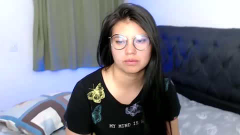 Snapshot of gumball_room chatting on January 2025 12:49:01 AM Vane blonde and Hazell black hair online show from January 2025 12:49:01 AM