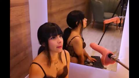 gummyluv online show from November 2025 01:08:02 AM