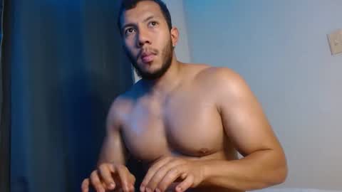 Snapshot of gurushake chatting on January 2026 05:34:02 AM holl latino online show from January 2026 05:34:02 AM