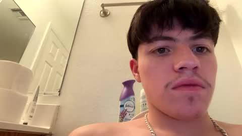 gustavog79 online show from October 2025 10:02:02 AM