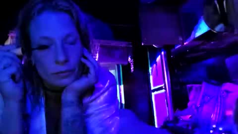 Snapshot of gutterfly86 chatting on May 2026 10:00:01 AM Lilithsgift online show from May 2026 10:00:01 AM