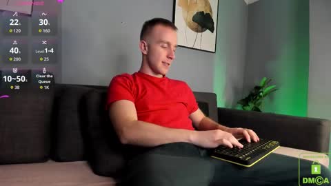 Snapshot of guy_charming chatting on November 2025 06:34:01 AM Buddy online show from November 2025 06:34:01 AM